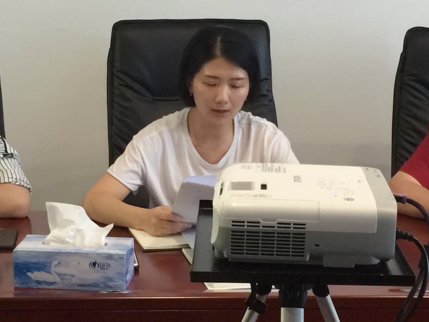 江西省水投建設(shè)集團(tuán)有限公司機(jī)關(guān)黨支部召開加強(qiáng)作風(fēng)建設(shè)專題組織生活會暨